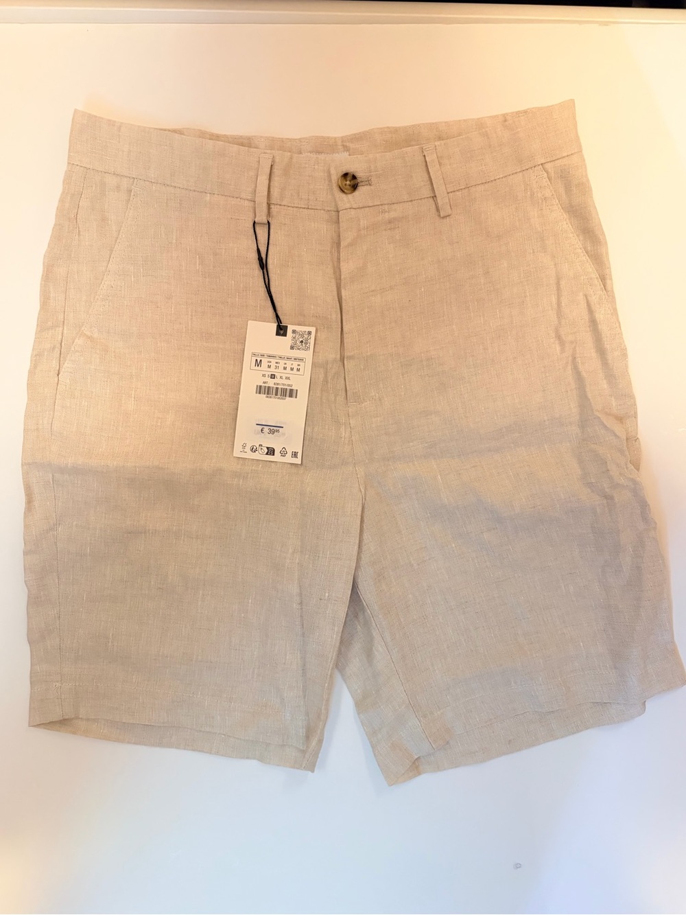 Zara Men's Flat-Front Linen Blend Shorts in Light Beige